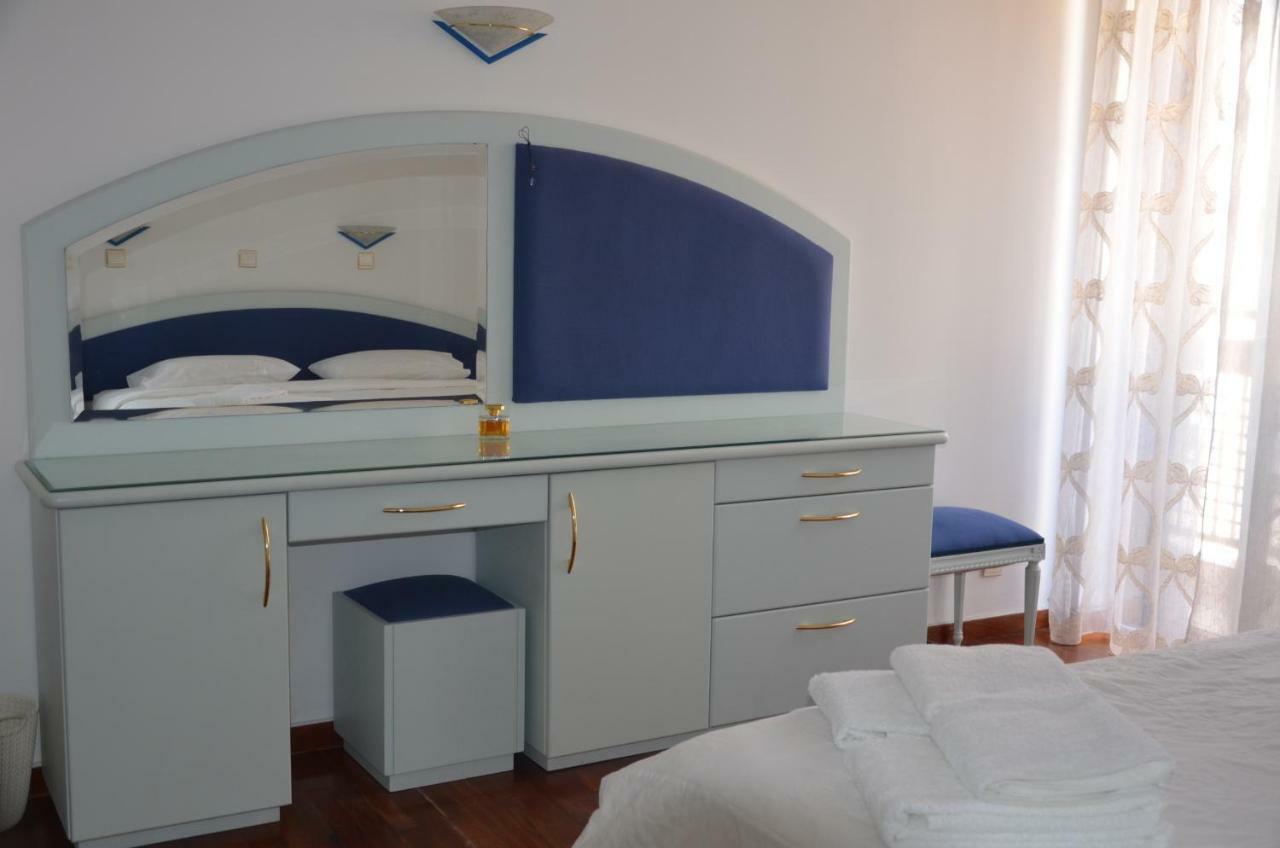 Perfect Beachfront Apartment Atenas Exterior foto